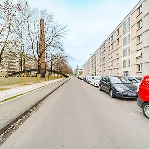 The Billon-spacious 8 People Balcony-metro Gratte Ciel Appartement